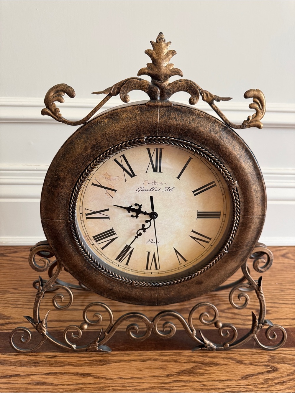 Vintage-Style Bronze Table Clock